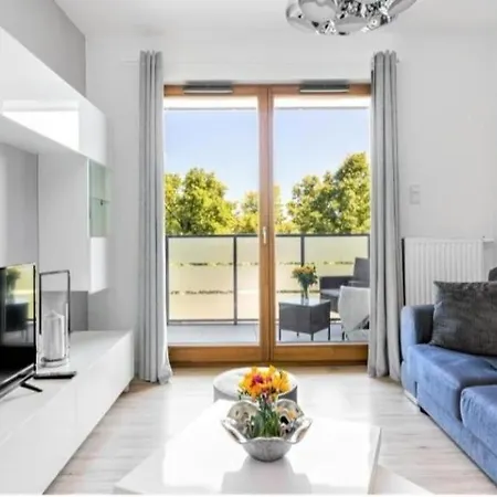 דירה Zajezdnia Wrzeszcz & Parking & Balkon By Alqueen גדנסק